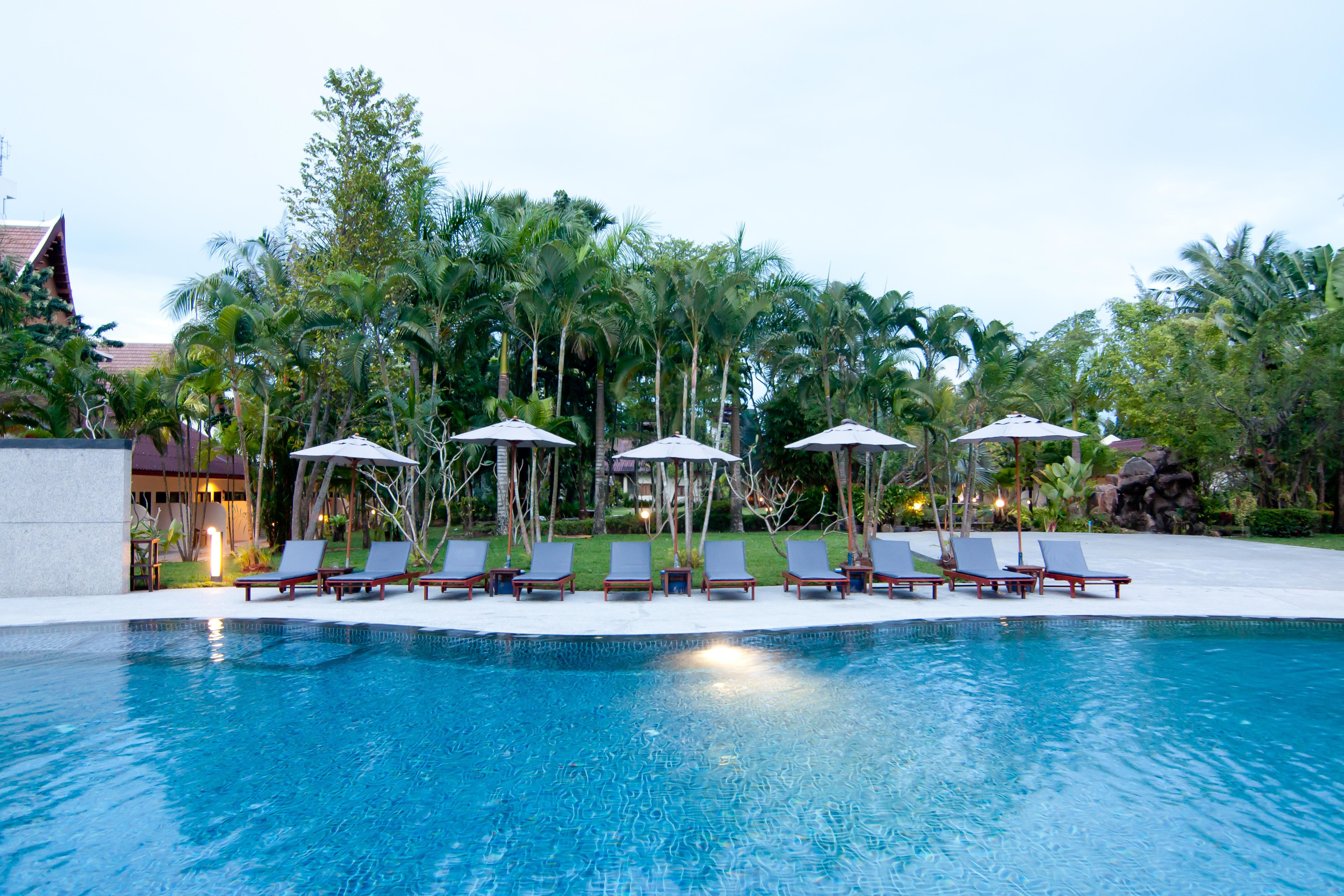 Deevana Patong Resort & Spa Exterior foto