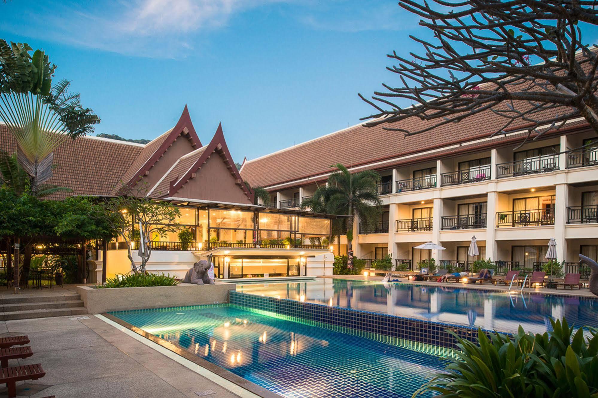 Deevana Patong Resort & Spa Exterior foto