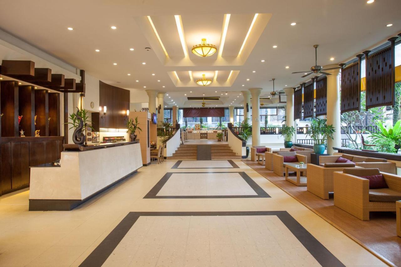 Deevana Patong Resort & Spa Exterior foto